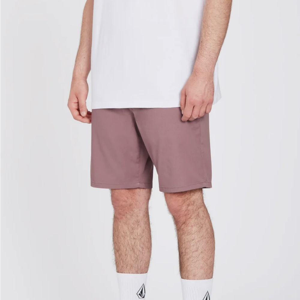Volcom hybrid shorts